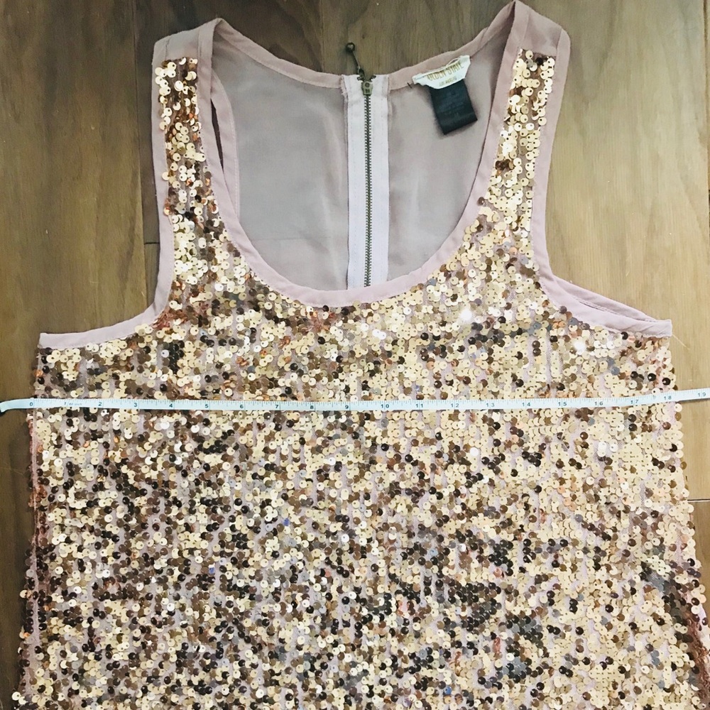 Sparkly blush & copper sequined boutique tank sz M - Picture 7 of 8